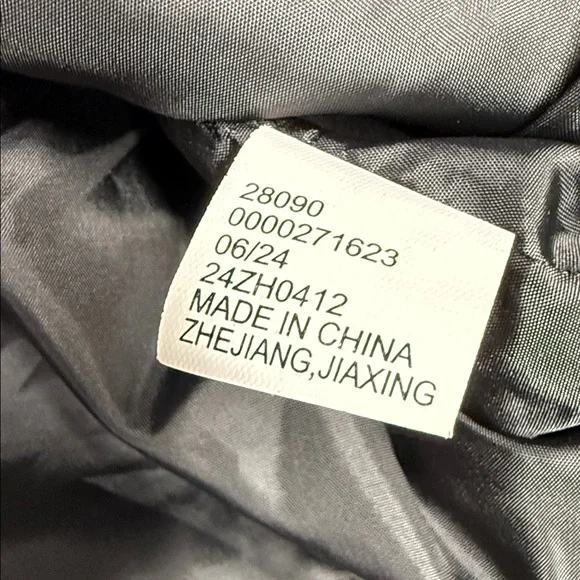 Beetlejuice Black Jacket - Picture 7 of 11